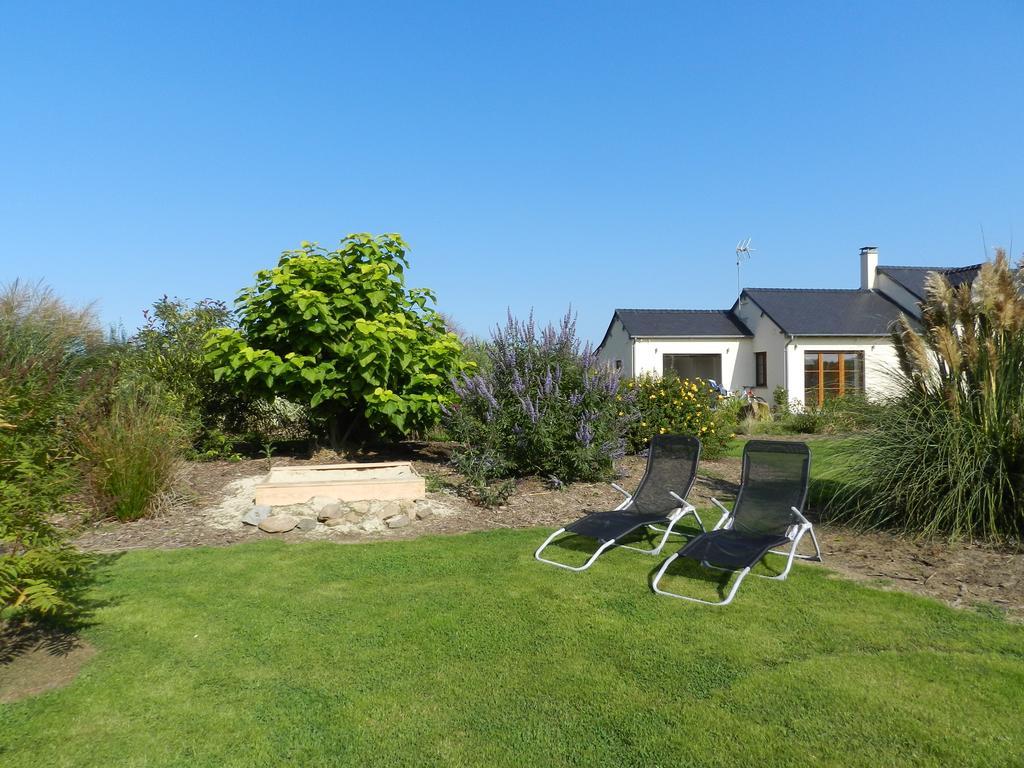 Gite La Grenouillere Esqueheries Exterior foto