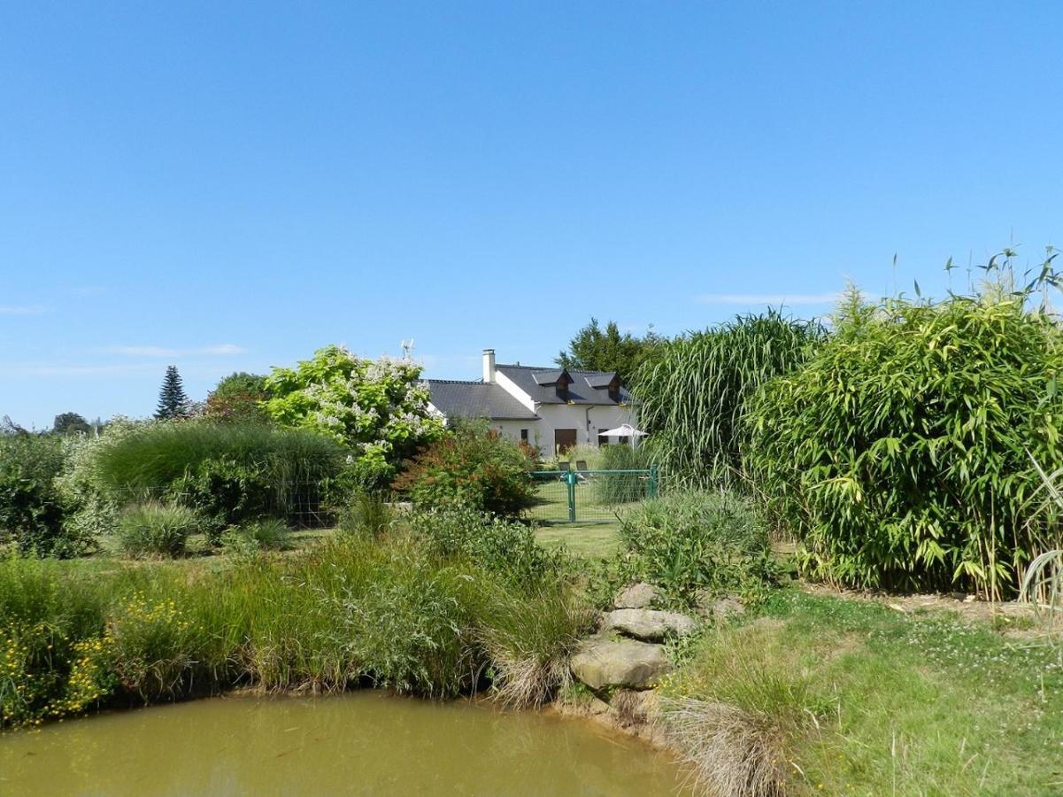 Gite La Grenouillere Esqueheries Exterior foto